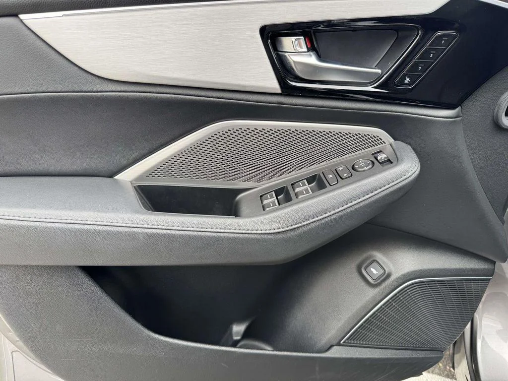 2023 Acura MDX Base - Photo 13