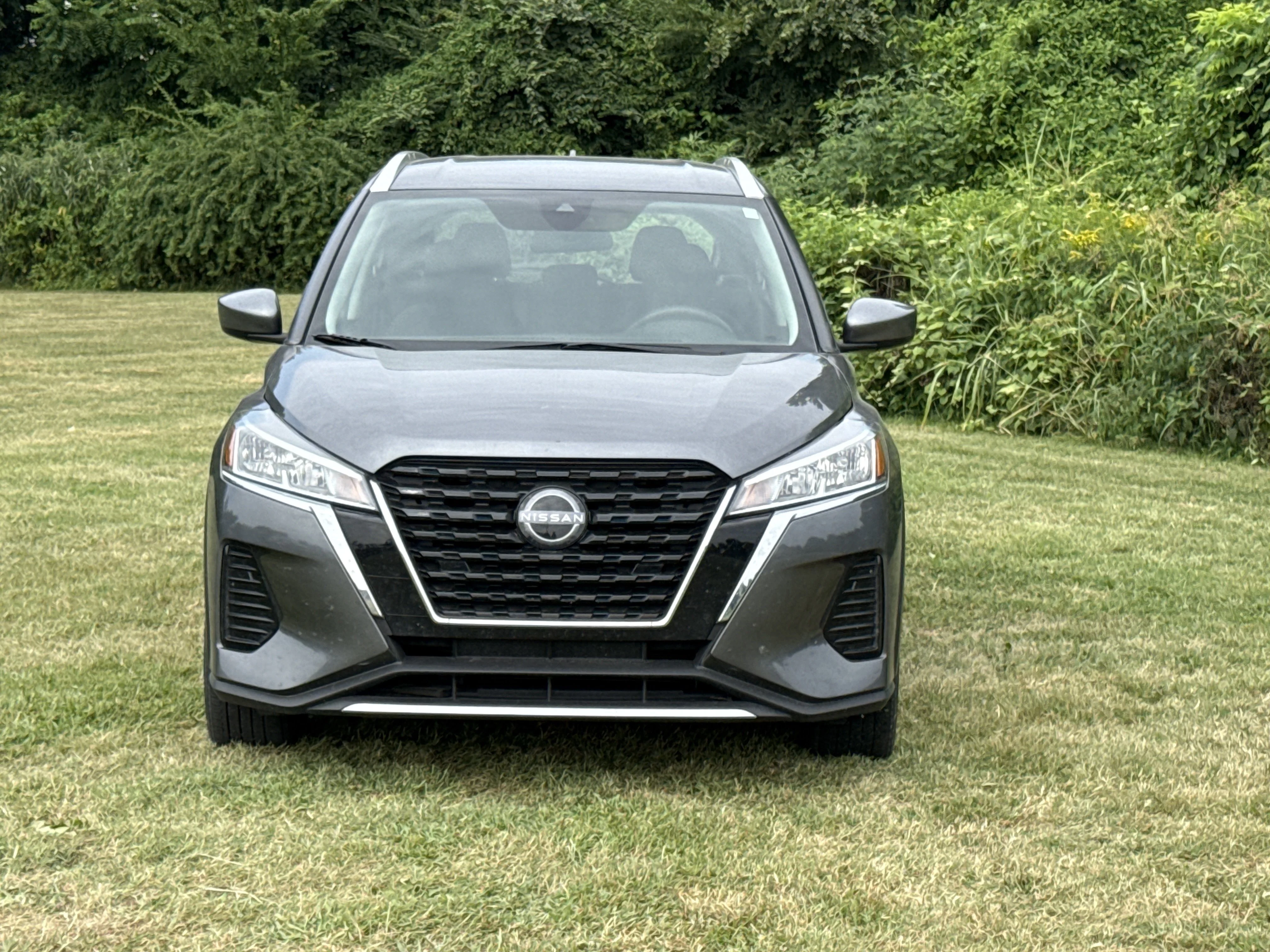 Certified Used 2024 Gun Metallic Nissan SV image 2