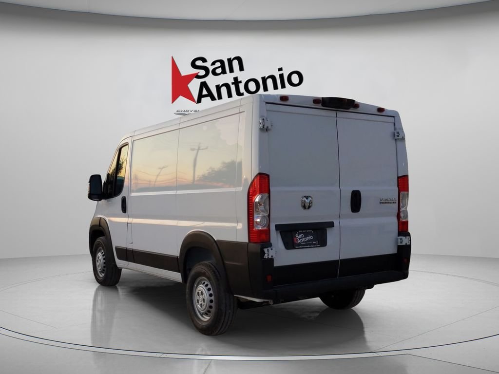 New 2026 Bright White Clear-Coat Exterior Paint RAM Low Roof image 8