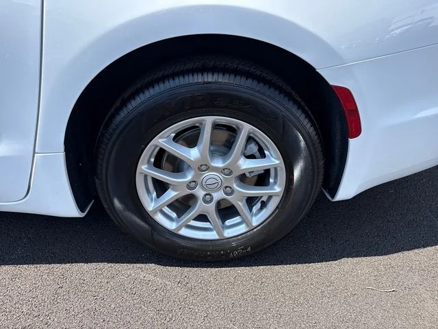 2026 Chrysler Pacifica Select - Photo 31