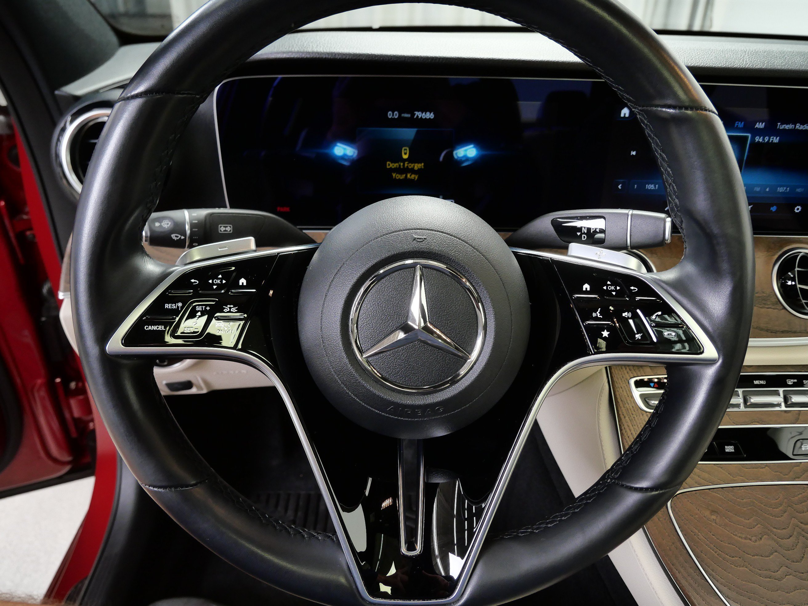 Used 2021 designo Cardinal Red Metallic Mercedes-Benz E 350 image 23