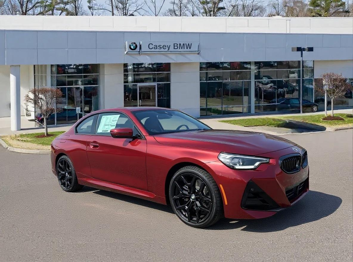 2026 BMW 2 Series 230i xDrive Coupe's photo