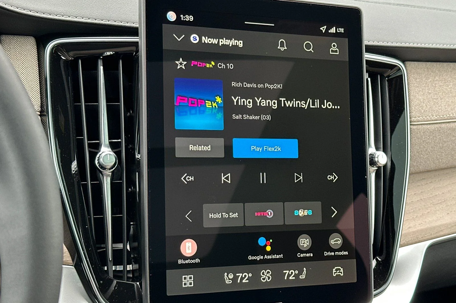 2026 Volvo XC90 Plus - Photo 18