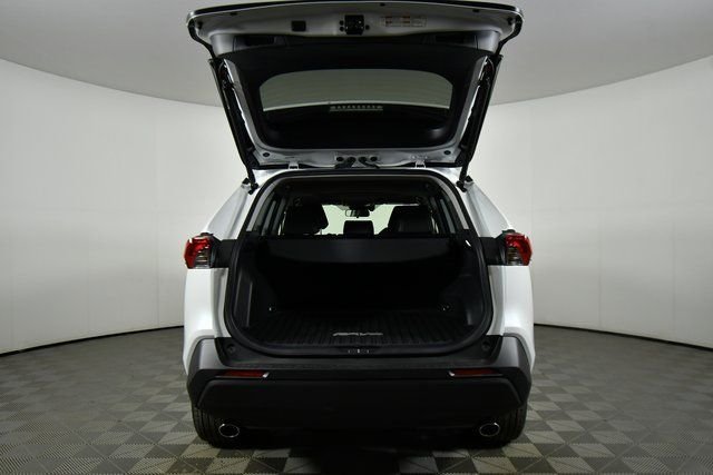 2025 Toyota RAV4 XLE Premium - Photo 26