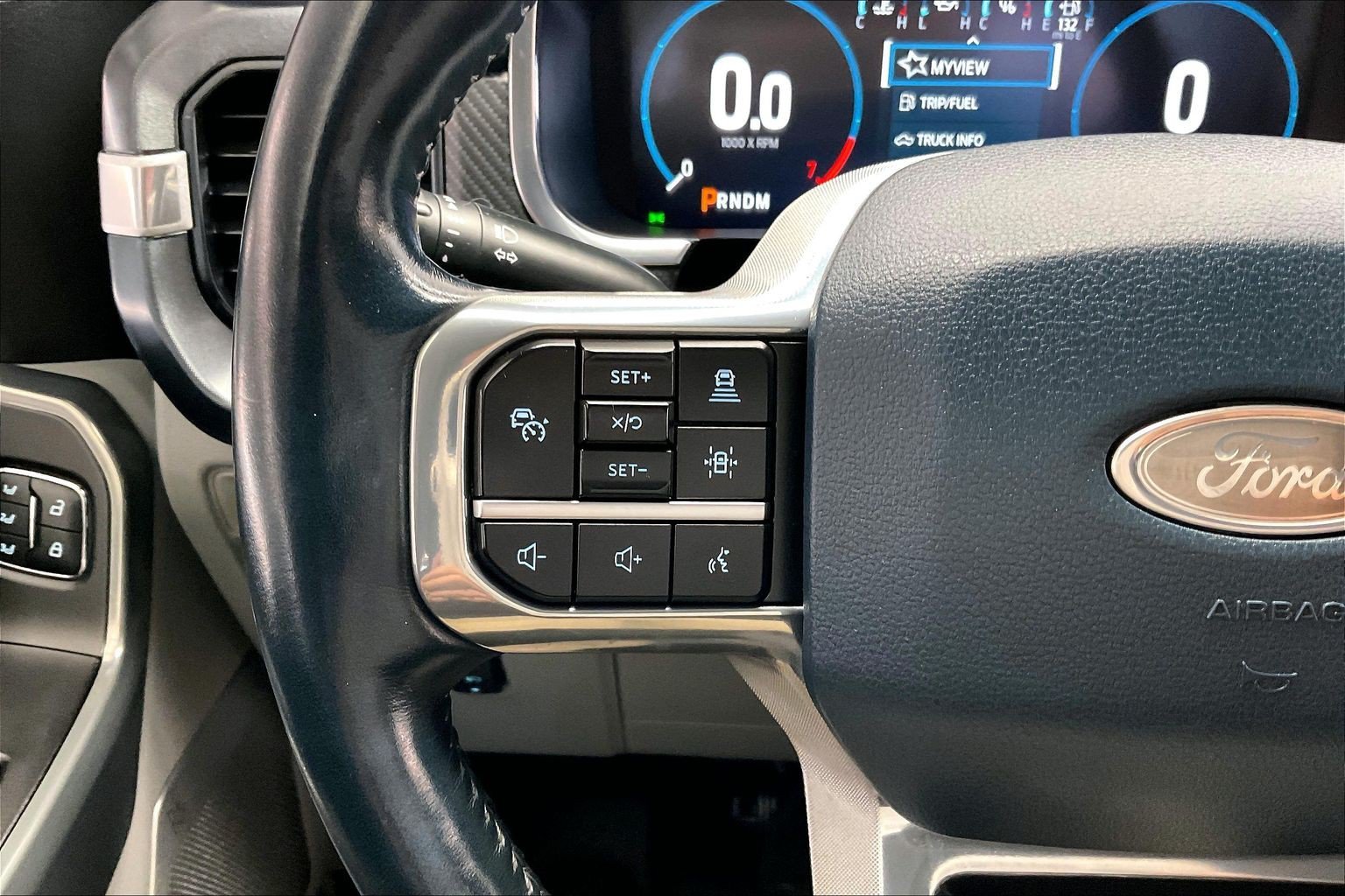 Used 2021 White Ford Limited image 20