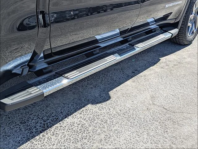 2026 GMC Sierra 1500 SLT - Photo 14