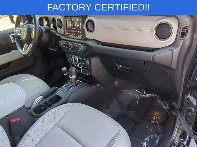 Used 2021 Black Jeep Unlimited Sahara 4xe image 36