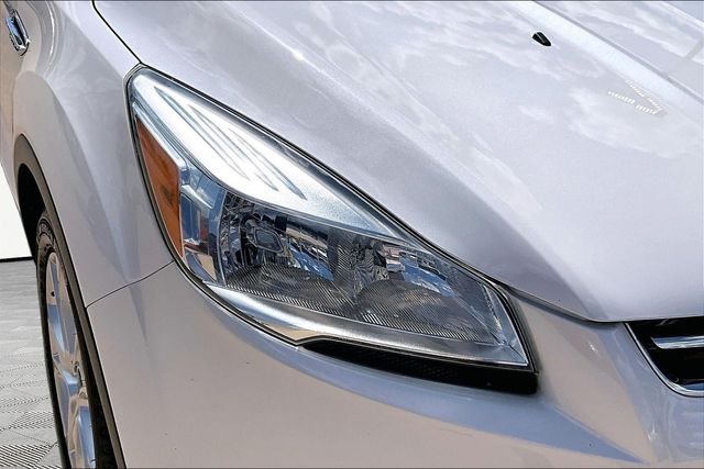 Used 2016 White Ford Titanium image 31