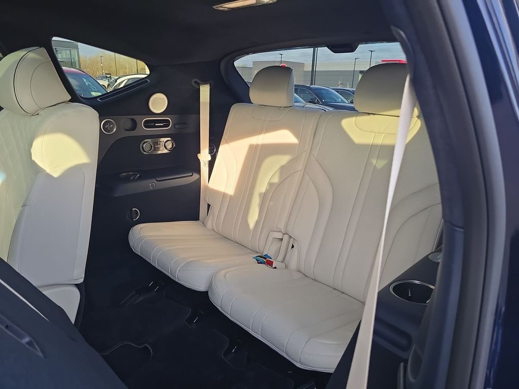 New 2026 Blue Genesis 3.5T Prestige image 24