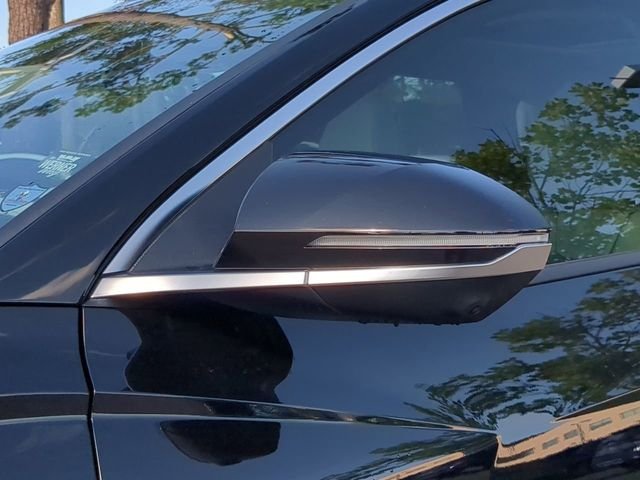 New 2024 Black Hyundai Limited AWD image 43