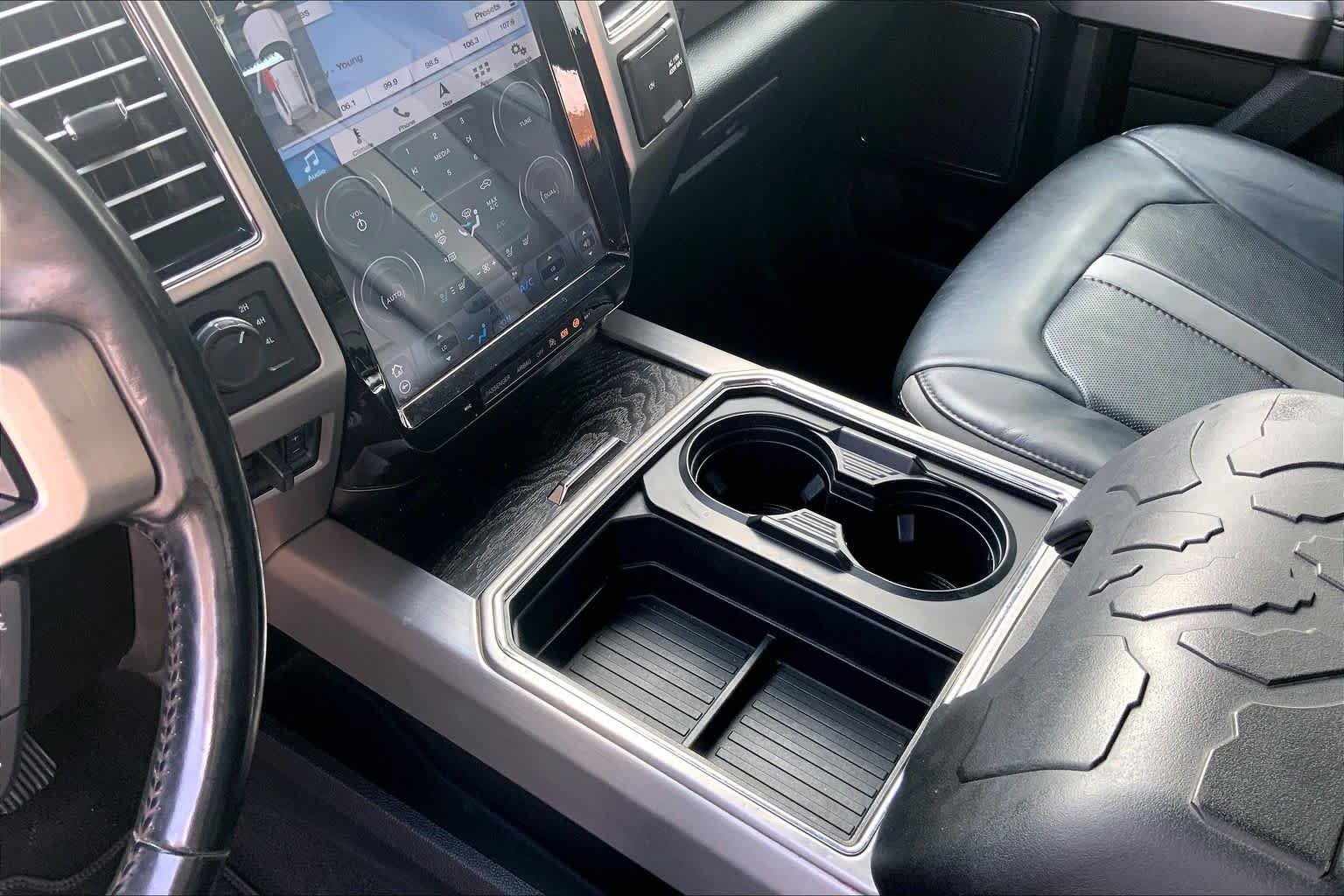 Used 2019 Agate Black Metallic Ford Platinum image 17