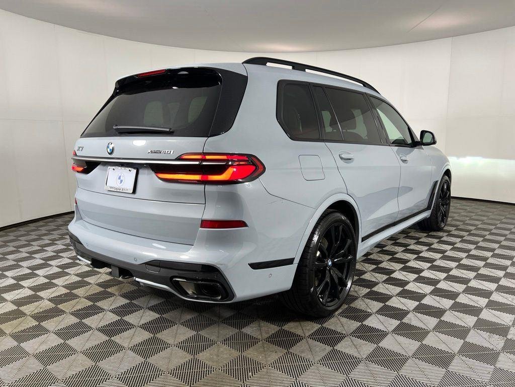 Used 2023 Brooklyn Grey Metallic BMW xDrive40i image 5