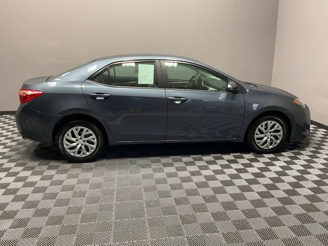 Used 2018 Gray Toyota LE image 7