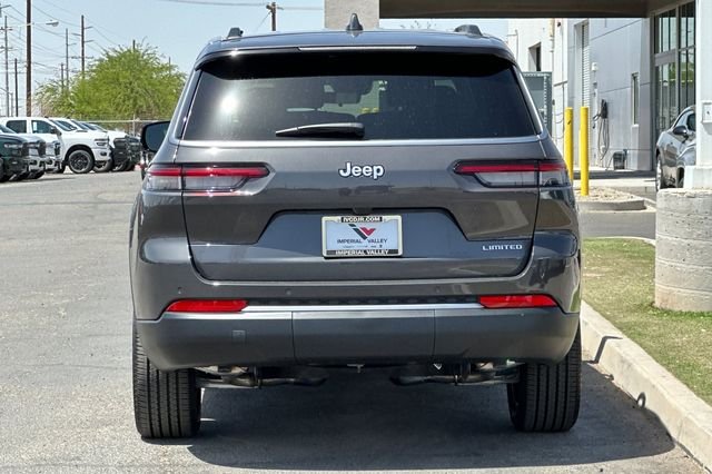New 2026 Baltic Gray Metallic Clear-Coat Exterior Paint Jeep Limited image 4