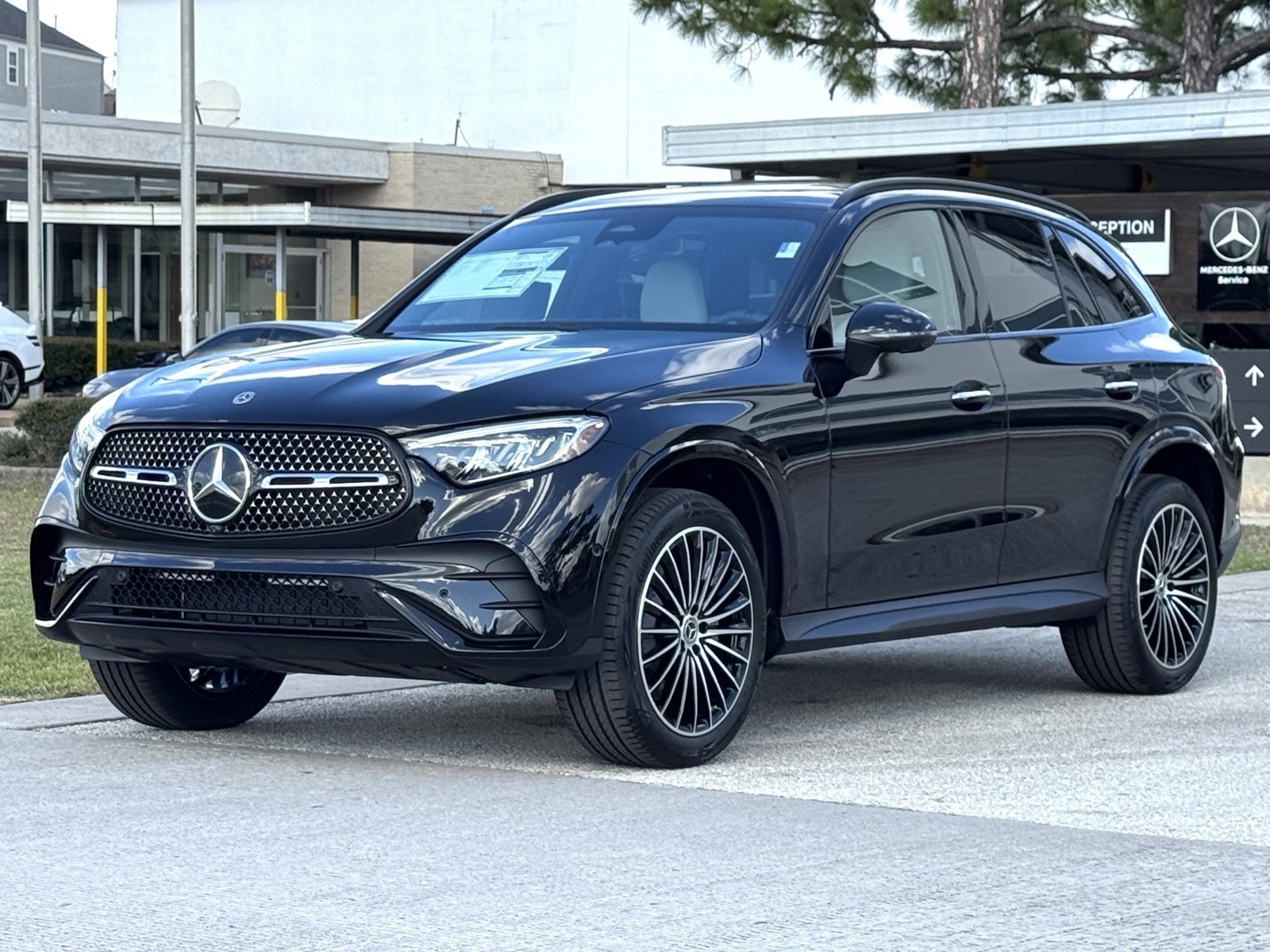 New 2026 Obsidian Black Metallic Mercedes-Benz GLC 300 image 30