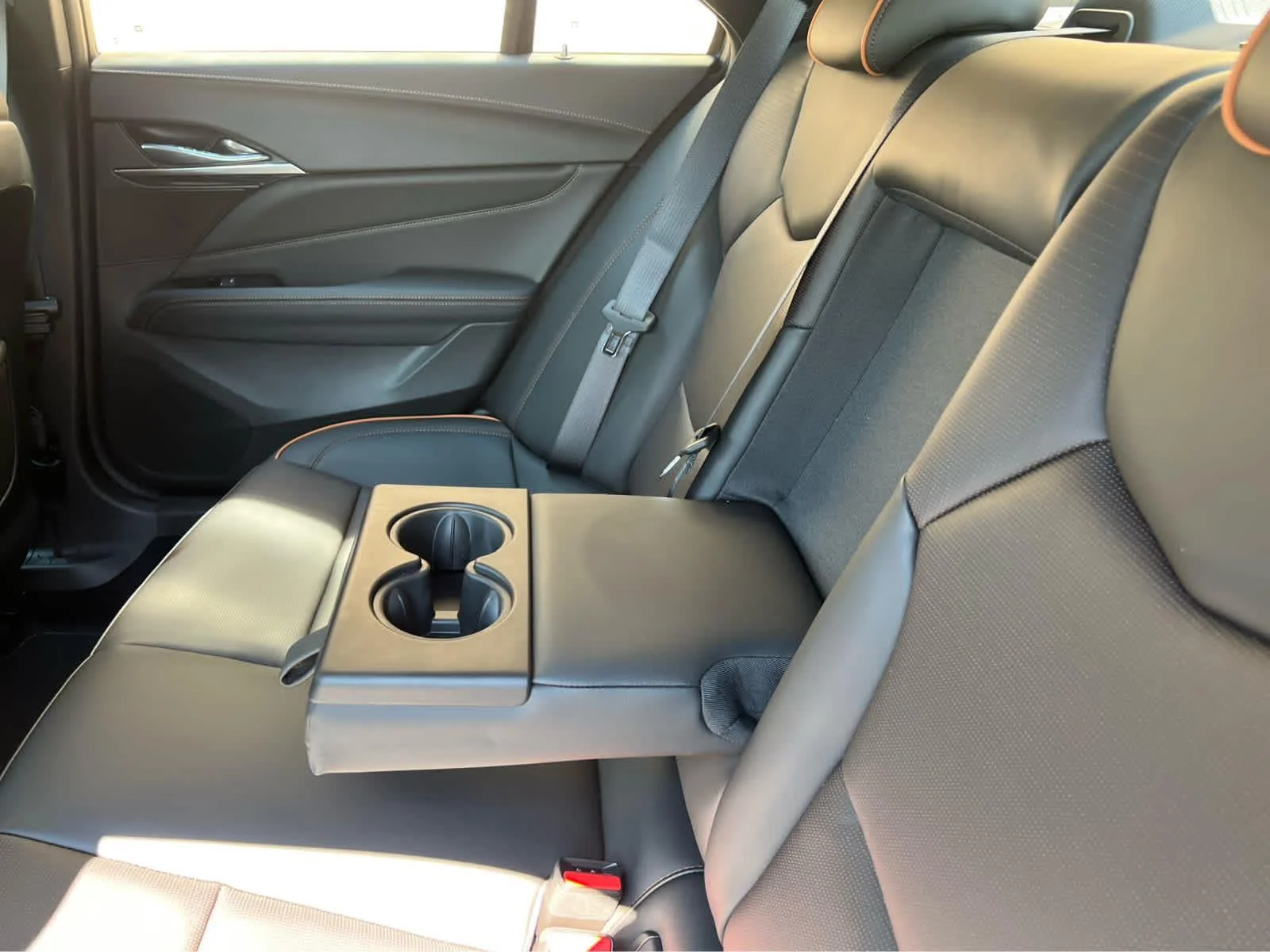 2026 Cadillac CT4 V-Series - Photo 25