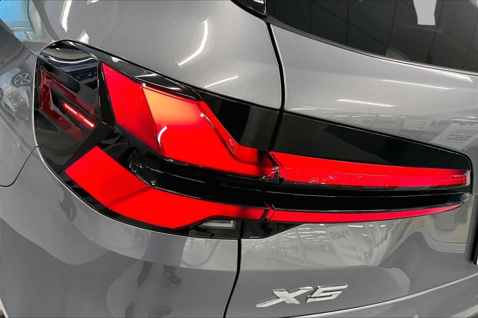 Used 2026  BMW xDrive40i image 29