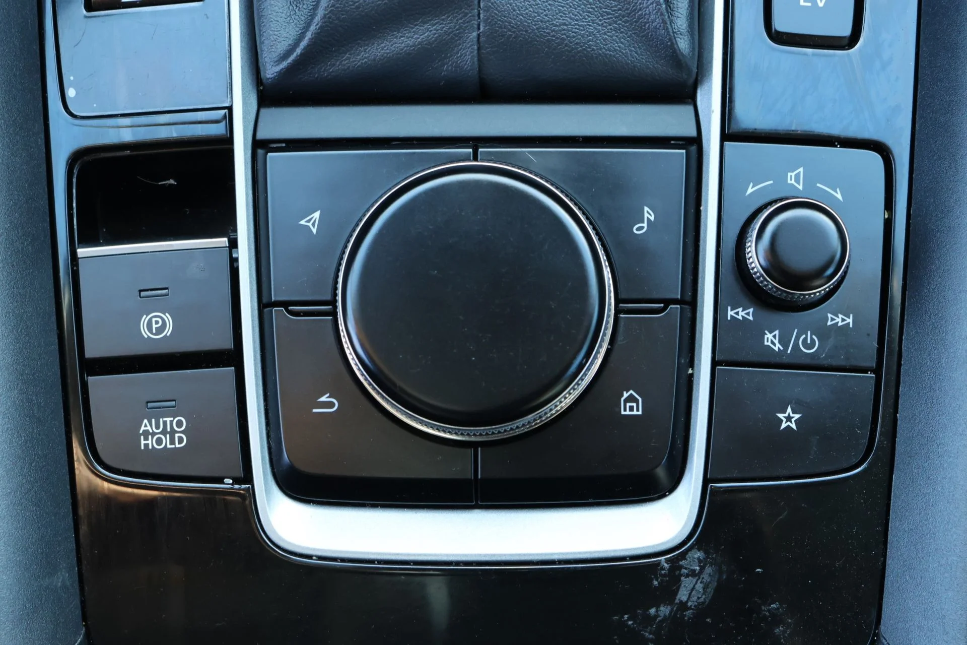 Used 2025 Gray Mazda Premium image 15