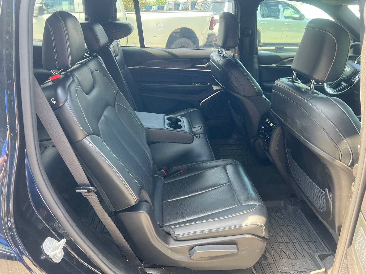 Used 2023 Black Jeep Overland image 29