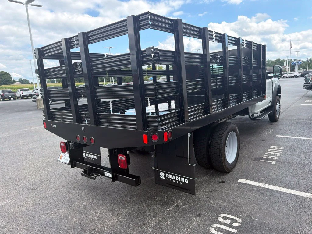 New 2026 Oxford White Ford F-550® XL image 5