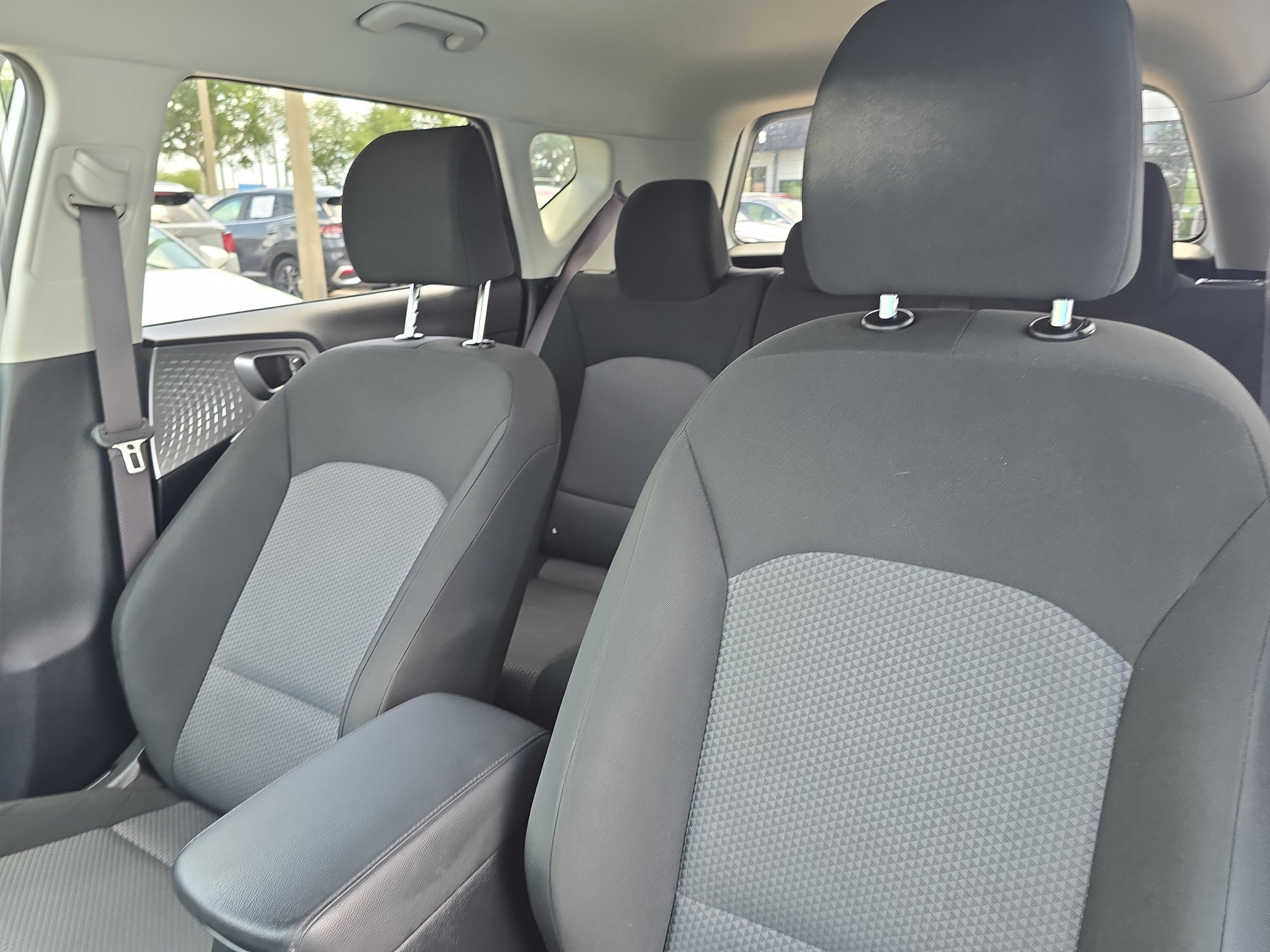 Certified Used 2021 Sparkling Silver Kia LX image 21