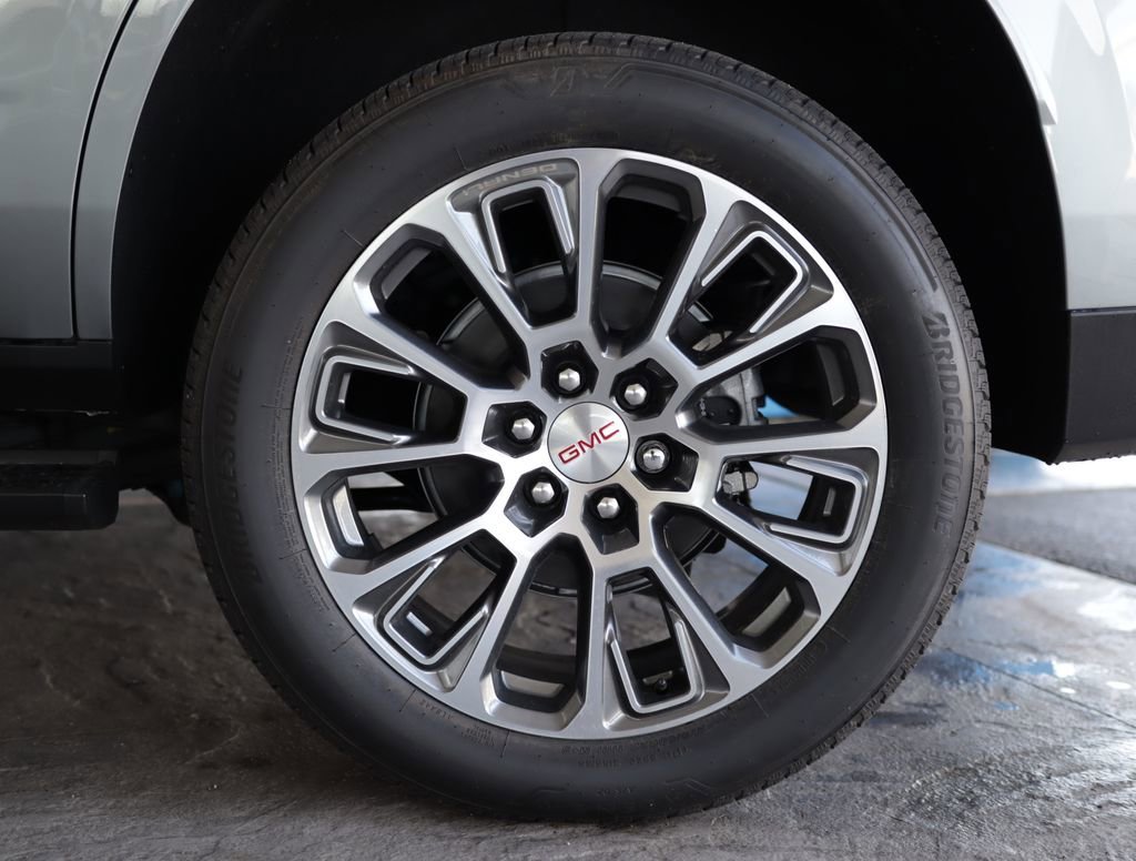 2026 GMC Yukon Denali - Photo 48