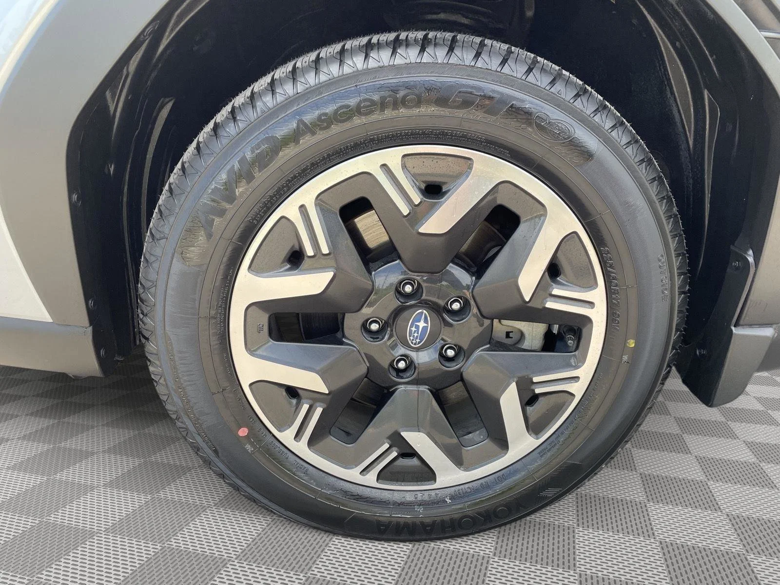 Certified Used 2025 Ice Silver Metallic Subaru Premium image 19