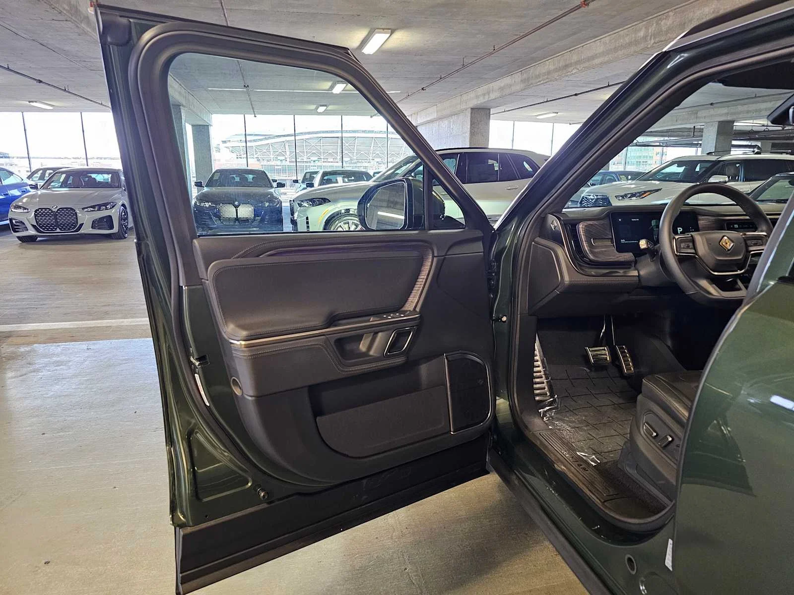 Used 2023  Rivian Adventure image 18