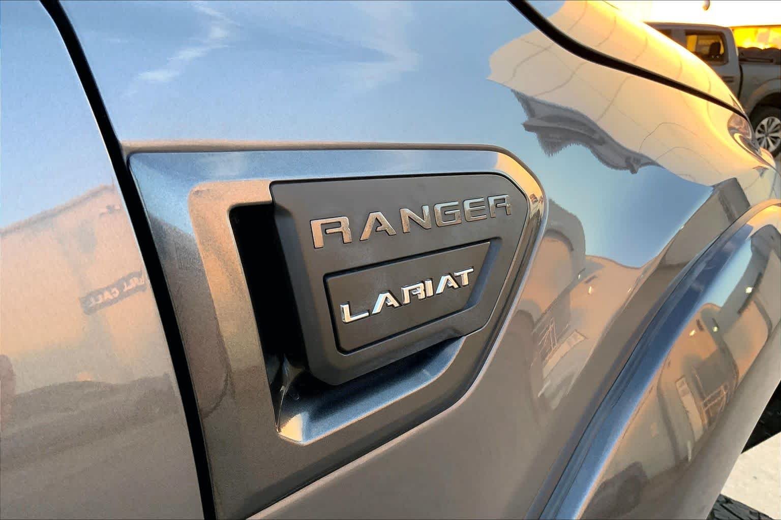 Used 2023 Carbonized Gray Metallic Ford LARIAT image 31