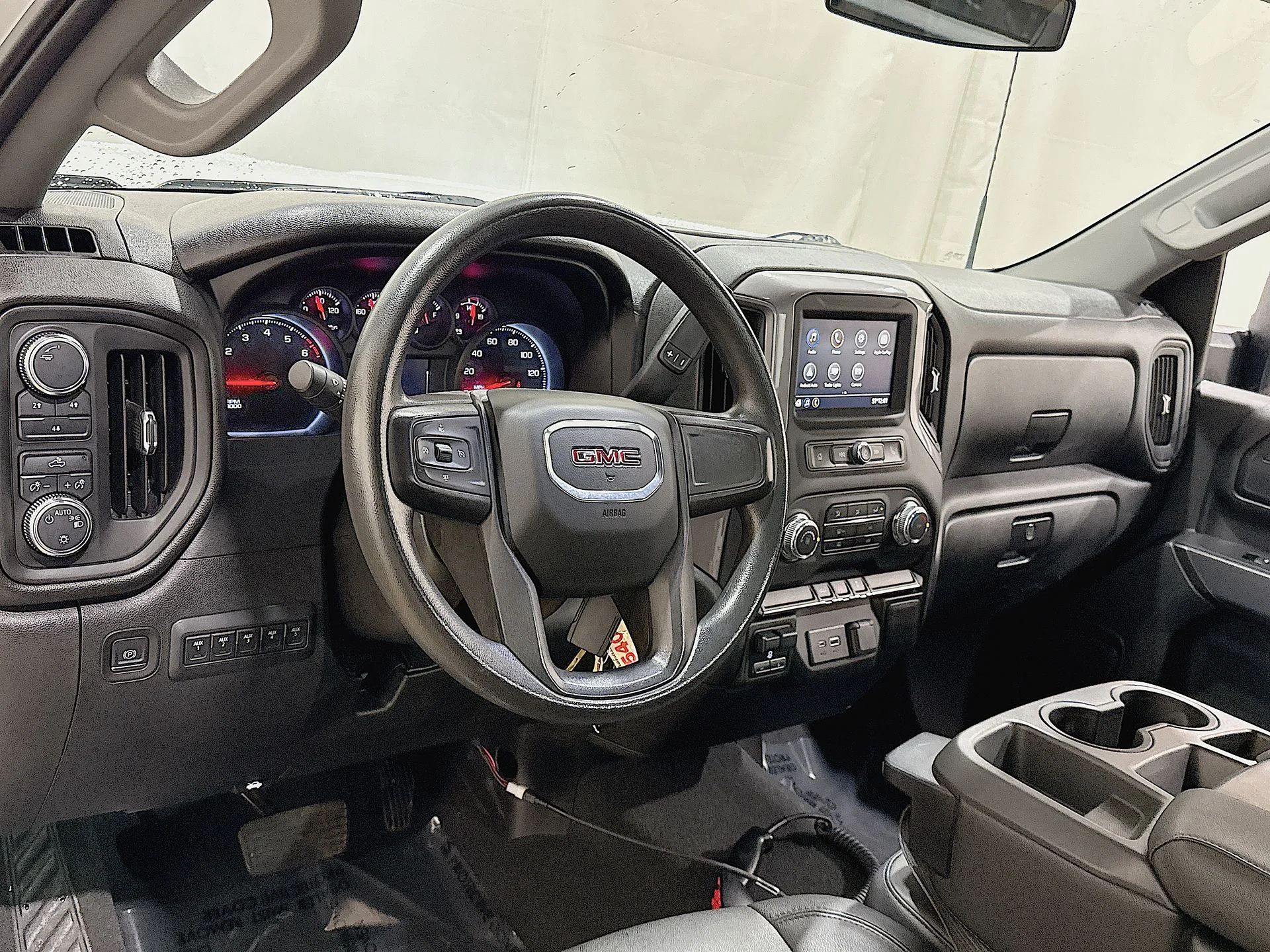 Used 2021 Summit White GMC Sierra image 10