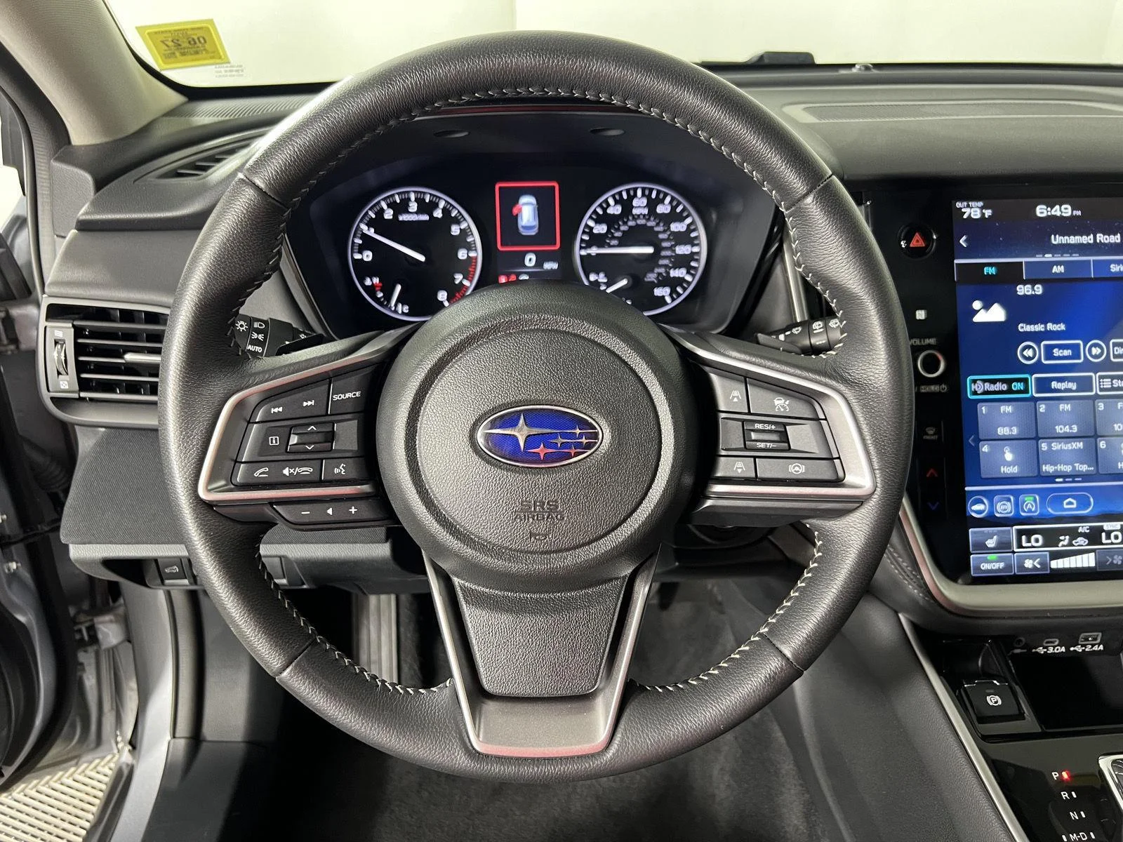Used 2025 Ice Silver Metallic Subaru Premium image 12