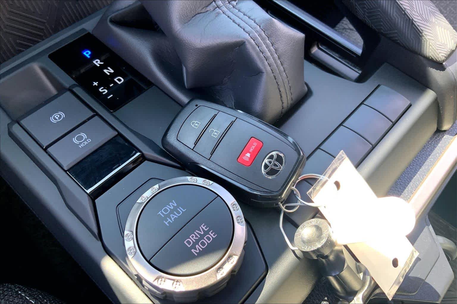 Used 2026 Cutting Edge Toyota SR5 image 13