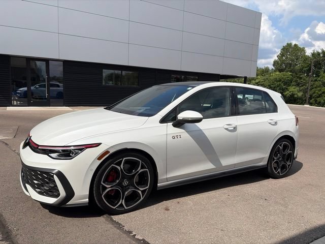 Used 2025 Opal White Pearl Volkswagen Autobahn image 6