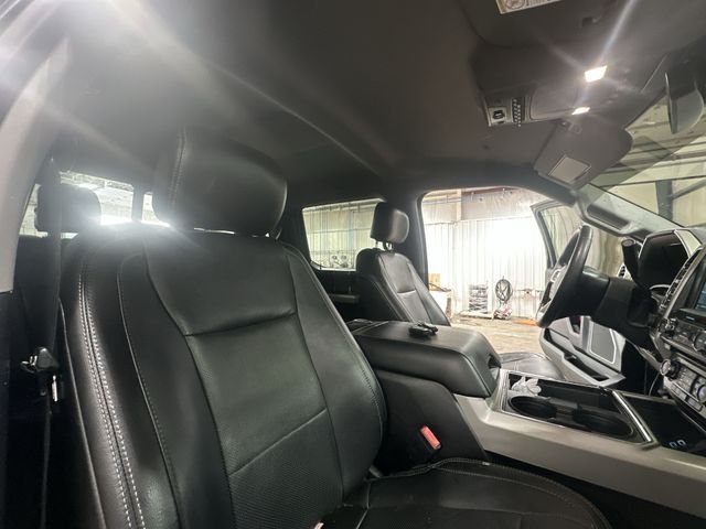 Used 2018 Shadow Black Ford Lariat image 32