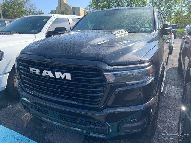 2025 RAM 1500 Laramie 4x4 Crew Cab 5'7's photo