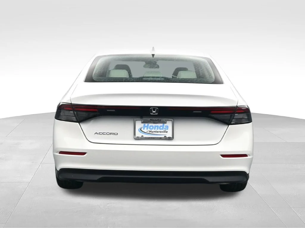 New 2026 Platinum White Pearl Honda LX image 2
