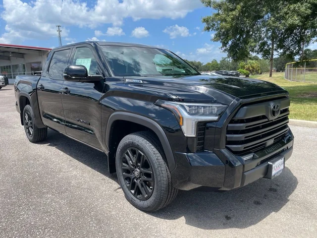 New 2026 Toyota Tundra i-FORCE MAX Limited i-FORCE MAX LIMITED CREWMAX 5.5