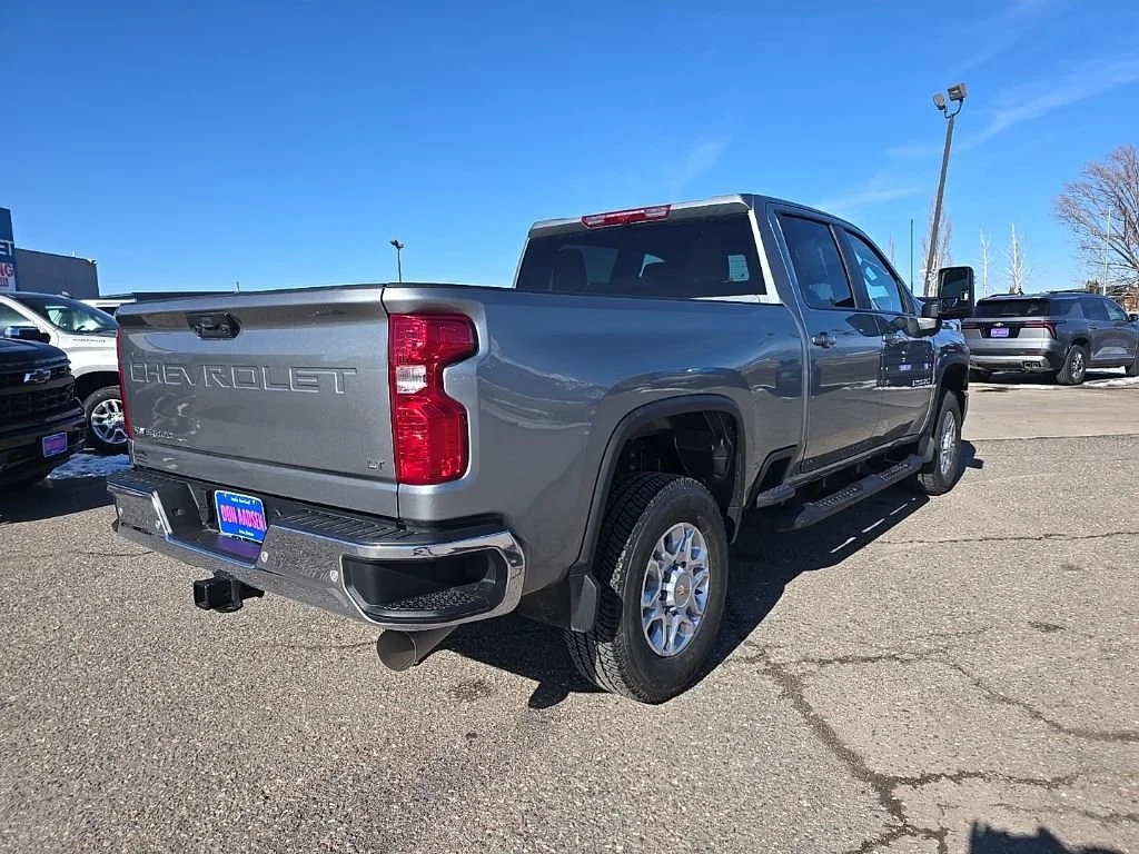 2026 Chevrolet Silverado 3500 HD LT - Photo 7