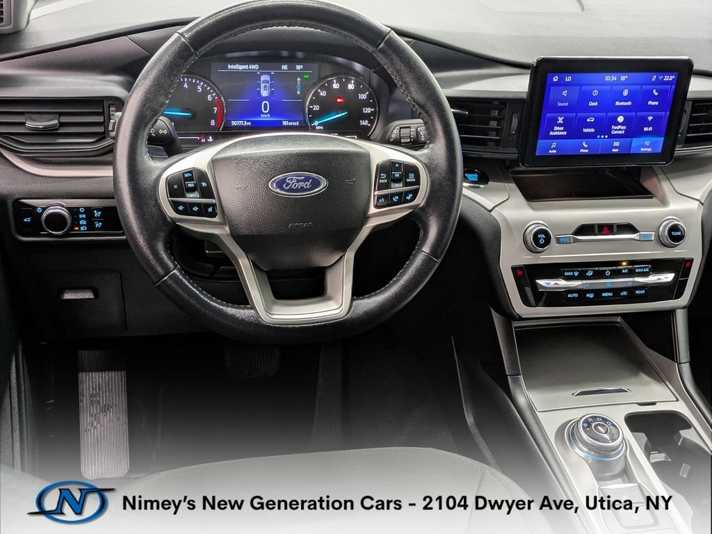 Used 2023 Gray Ford XLT image 4