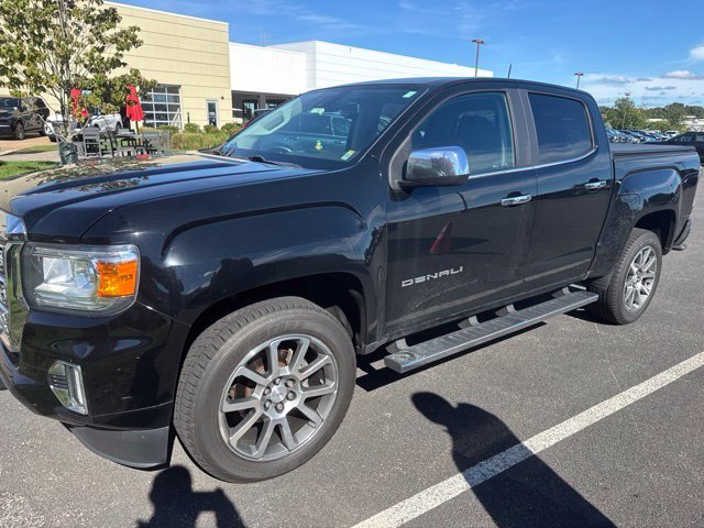 Used 2022 Black GMC Denali image 1