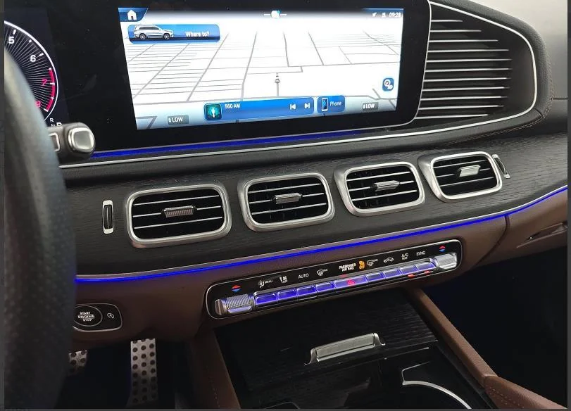 Used 2025 Obsidian Black Metallic Mercedes-Benz GLS 580 image 8