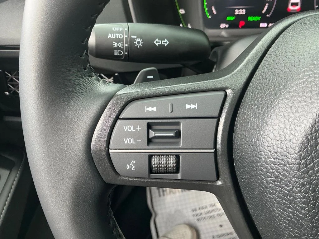 Used 2025  Honda Sport-L image 36