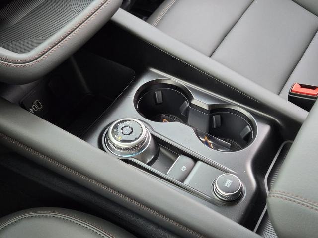 New 2026 Star White Metallic Tri-Coat Ford Active image 35