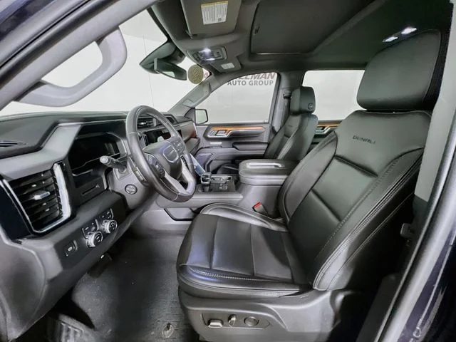 Used 2022 Silver GMC Denali image 10