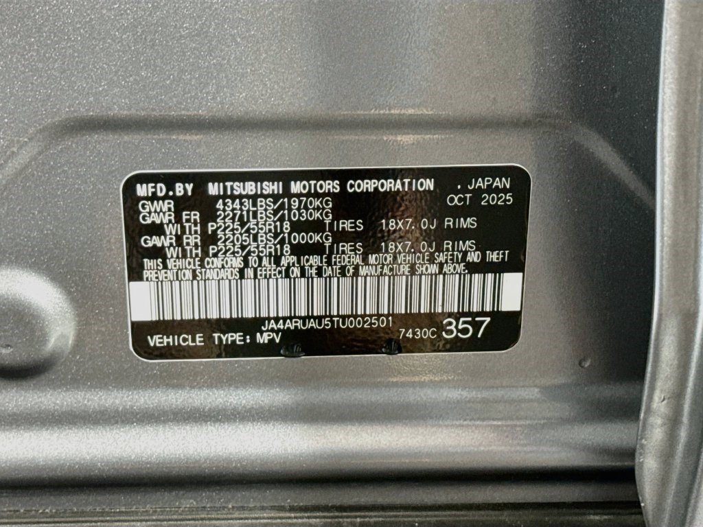Used 2026 Alloy Silver Metallic Mitsubishi ES image 35