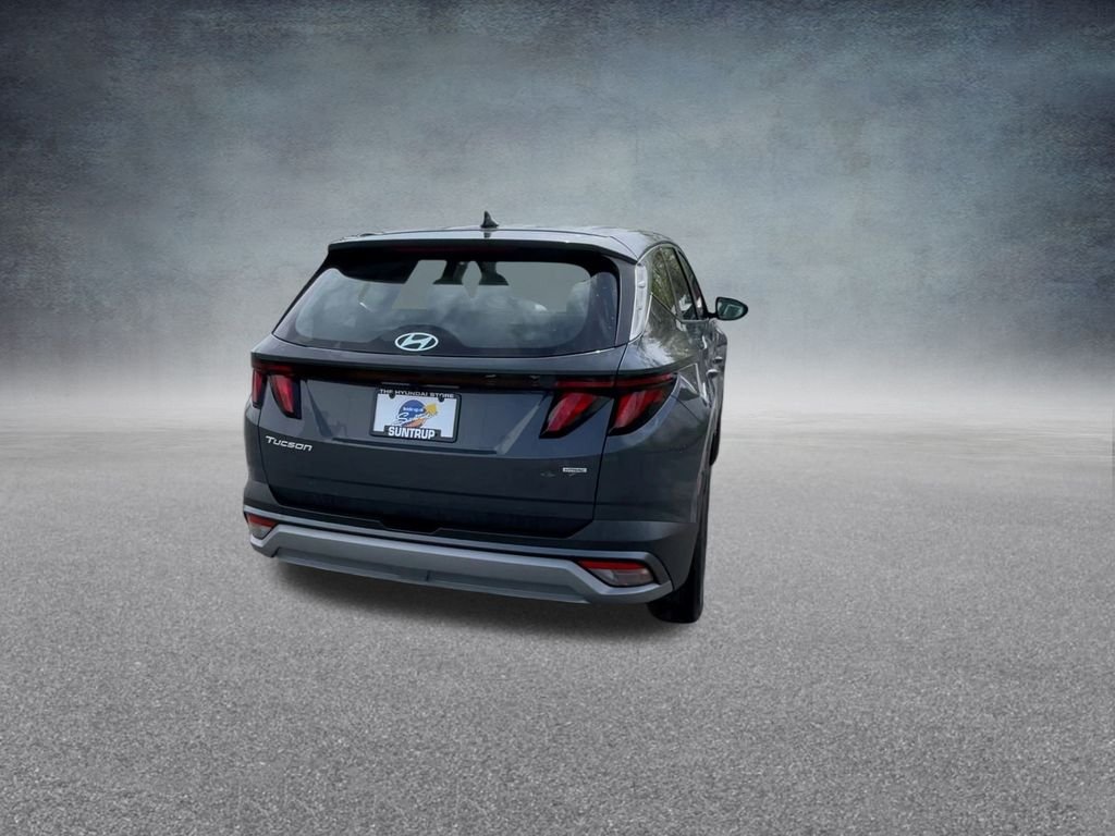 2025 Hyundai Tucson SE - Photo 21