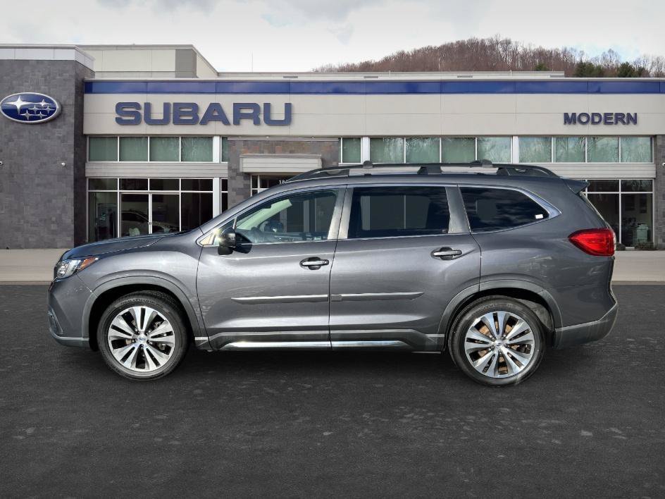 Used 2020 Magnetite Gray Metallic Subaru Limited image 7