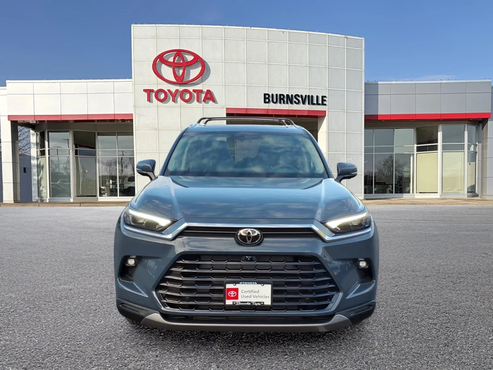 Certified Used 2026 White Toyota Platinum image 9