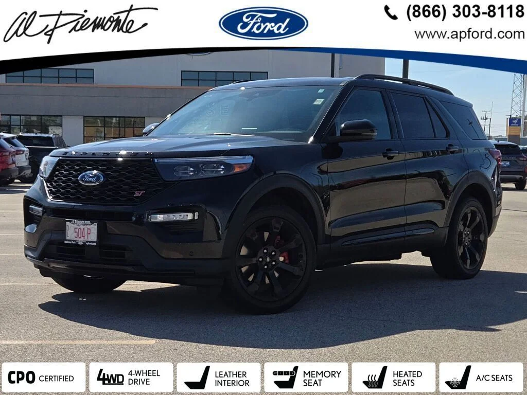2023 Ford Explorer ST 4WD's photo