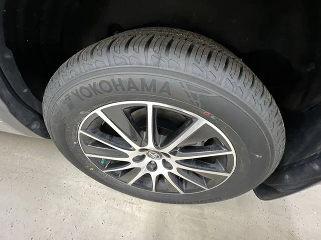 Certified Used 2017 Silver Toyota SE image 34